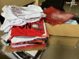 40-latka z Bytomia na targowisku w Rudzie Śląskiej handlowała podrobionymi ubraniami. Sprzedaż "podróbek" przerwali policjanci