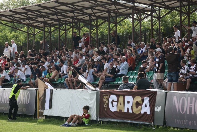 Kibice Garbarni coraz bardziej się niecierpliwią