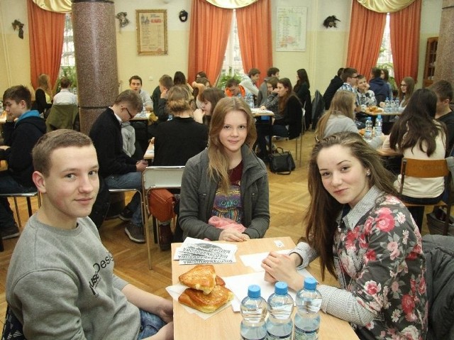 Kacper Chorzępa, Natalia Cedro i Aleksandra Jonkisz reprezentowali kielecki gimnazjum numer 25.