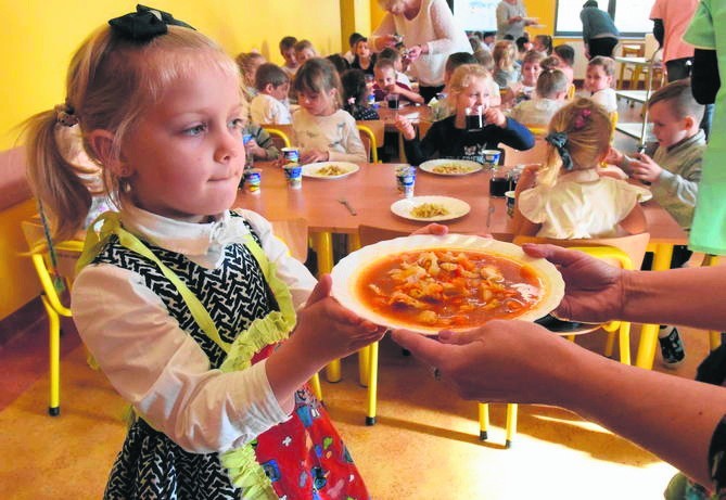 Według treści uzasadnienia do uchwały radnych, koszt...