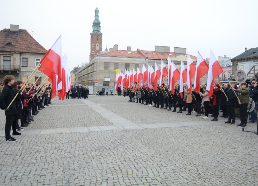 Uczestnicy XV Marszu Wolności oddali cześć bohaterom na...