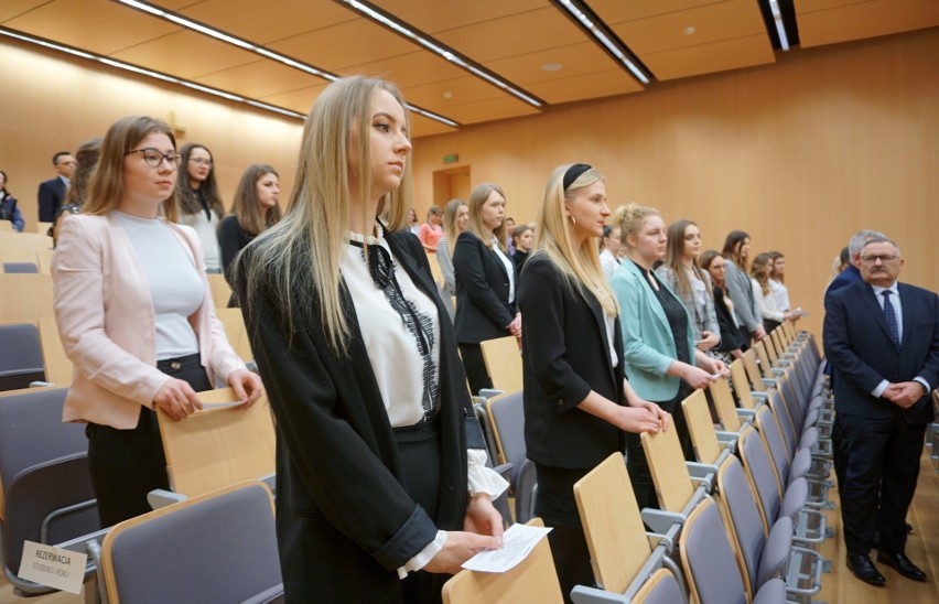 50 studentów rozpoczęło naukę na kierunku pielęgniarstwo