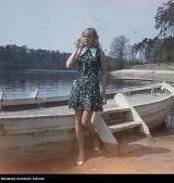 Niezwykła moda z czasów PRL. Takie rzeczy nosiły dziewczyny w latach 70. Archiwalne zdjęcia [21.03.2023]