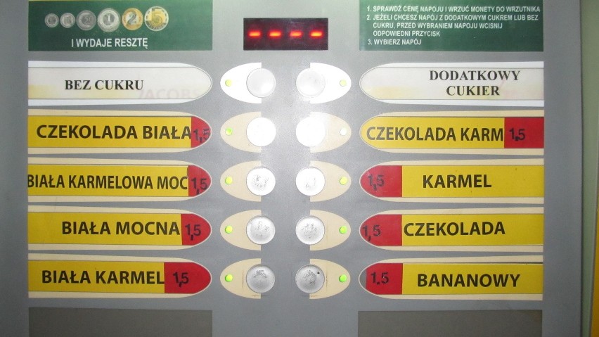Dyrektor SP 27 Edyta Mataczyno postawiła automat z czekoladą...