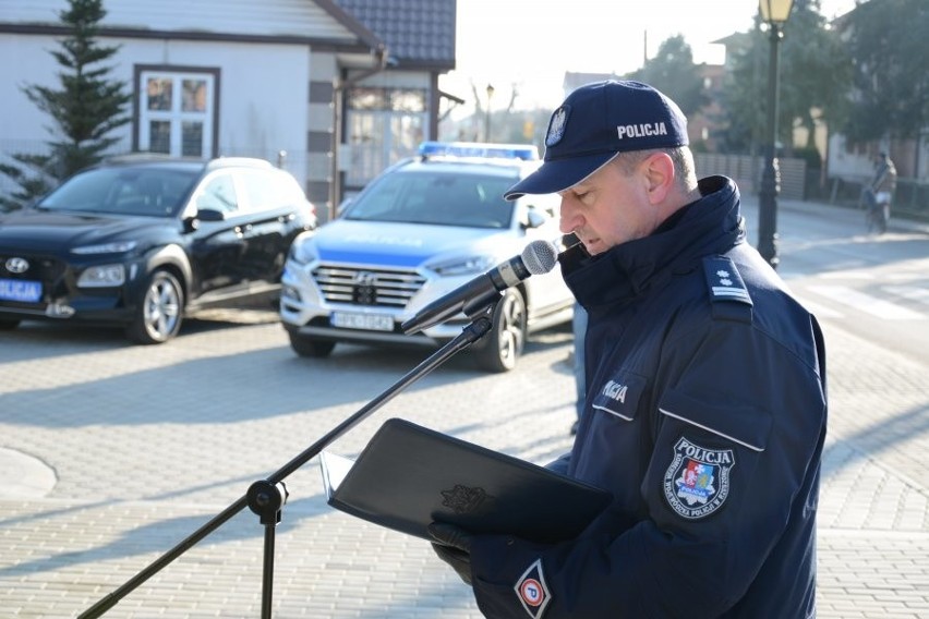 Policjanci z Baranowa Sandomierskiego mają odnowiony posterunek i nowy radiowóz (ZDJECIA)