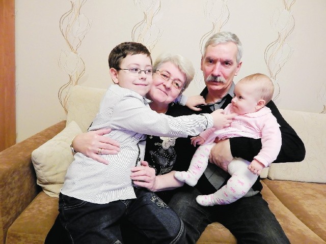 Bardzo kocham swoich dziadków - mówi 7-letni Maksymilian Frątczak, wnuczek Ewy i Bronisławy Mierzwów