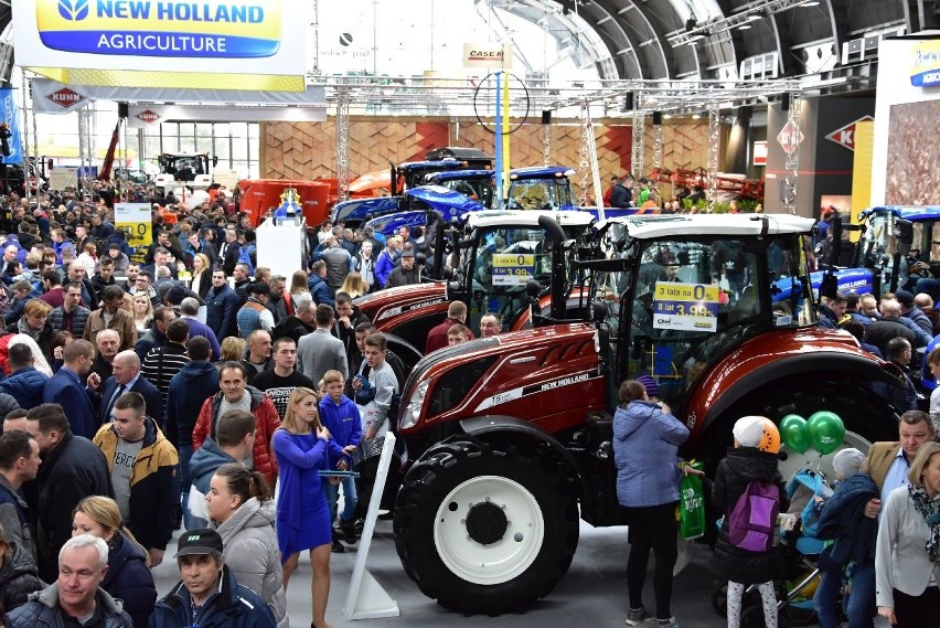 Agrotech 2019 w Kielcach. Cudne i mega nowoczesne ciągniki zachwycają 