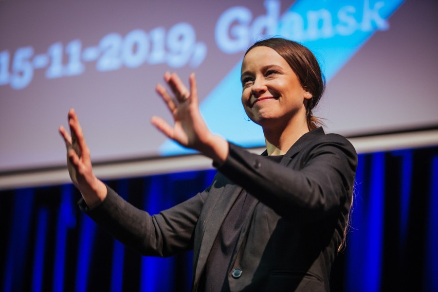 VI edukacyjna konferencja BeZee startuje w środę 18.11.2020 i potrwa trzy dni, tym razem w internecie. Tematem nauka w czasie pandemii