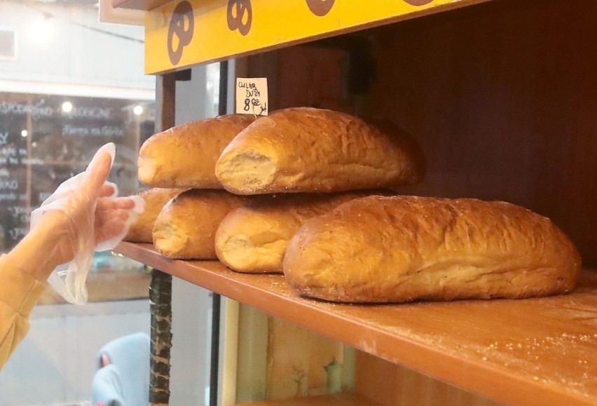 Piekarnia "Precelek" ze szczecińskiego Pogodna znów piecze swój chleb. "Poradziliśmy sobie dzięki naszym klientom"