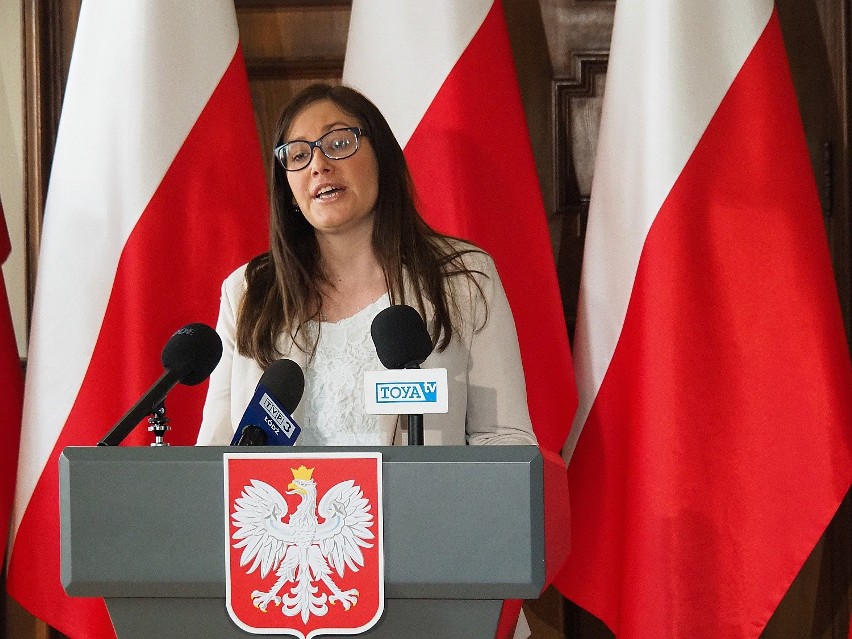 Dagmara Zalewska  - była rzeczniczka Urzędu Wojewódzkiego w...