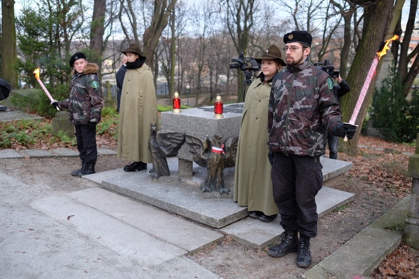 Powstanie Wielkopolskie: Oddali hołd bohaterom na Cmentarzu...