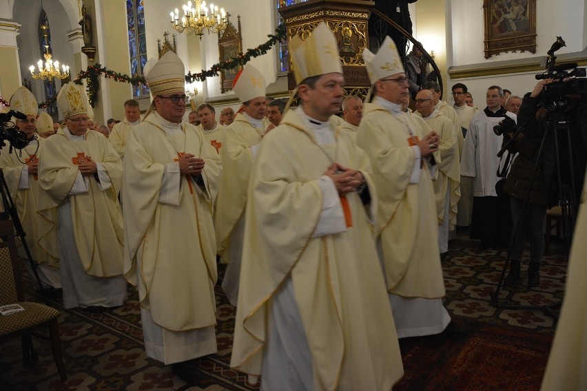 Ełk. Nowy biskup. Ks. Adrian Józef Galbas SAC przyjął święcenia biskupie [zdjęcia]