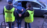 Napad kiboli w Galerii Libero na stoisko GKS-u Katowice: Policja zatrzymała ośmiu kiboli Ruchu Chorzów