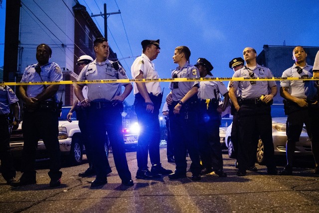 Akcja policji w Filadelfii po strzelaninie w dzielnicy Nicetown.