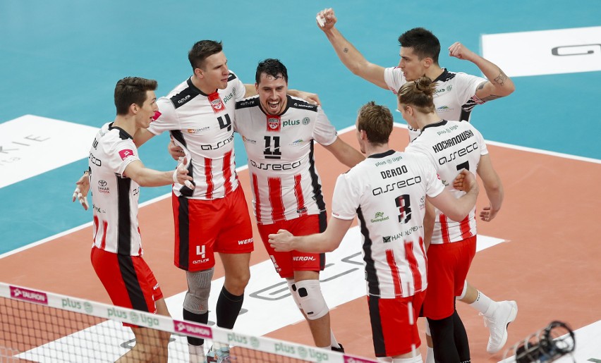 Asseco Resovia pewnie zwyciężyła Projekt Warszawa 3:0 w...