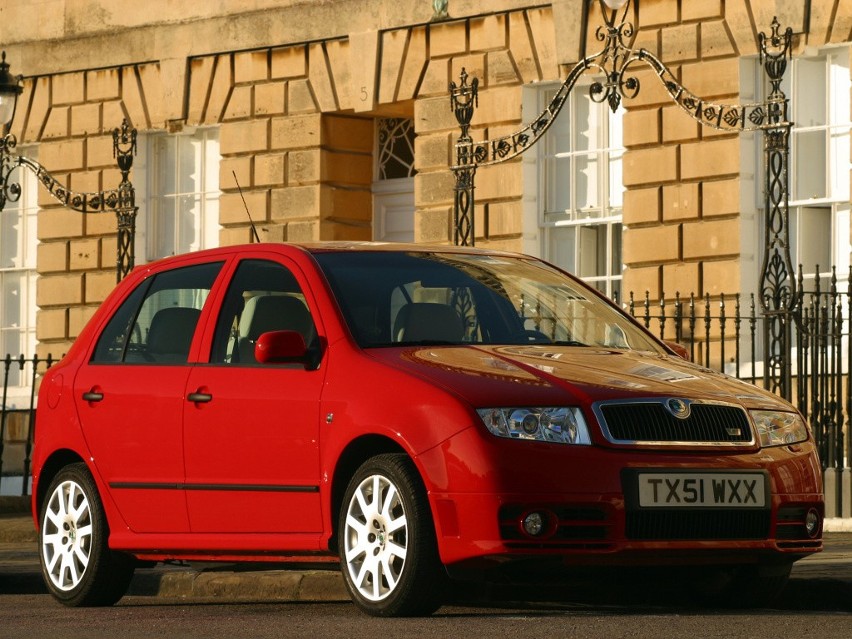 Rok 2006 Škoda Fabia 1.2 Pb 54 KM, 33 680 zł, 14 pensji...