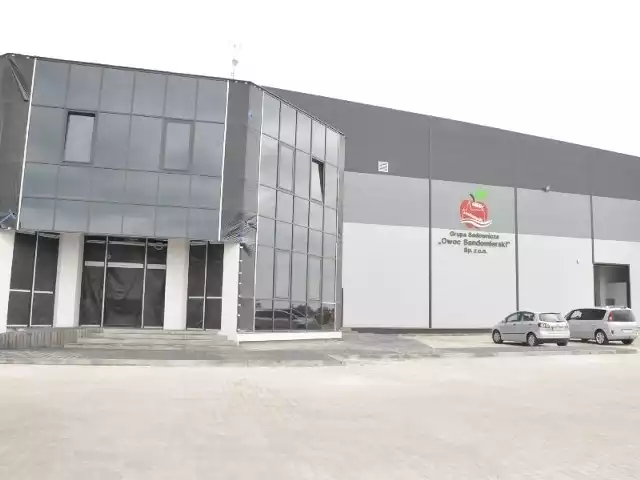 Zakłady dawnego Owocu Sandomierskiego teraz pod nazwą firmy Real będą produkować musy i soki.