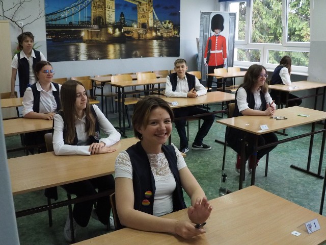 Rozpoczęły się egzaminy z udziałem blisko 1300 koszalińskich ósmoklasistów. Na początek uczniowie ostatnich klas szkół podstawowych zmagali się z językiem polskim.