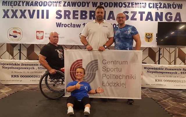 Od lewej Zbigniew Merlak, Justna Kozdryk, Marcin Laskiewicz, trener kadry Mariusz Oliwa