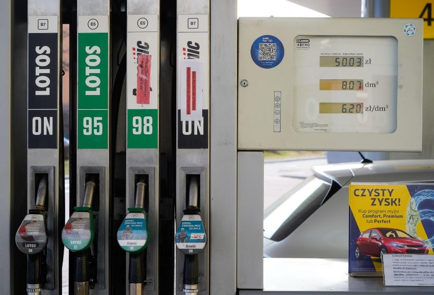 Cena paliw na stacjach są coraz wyższe.