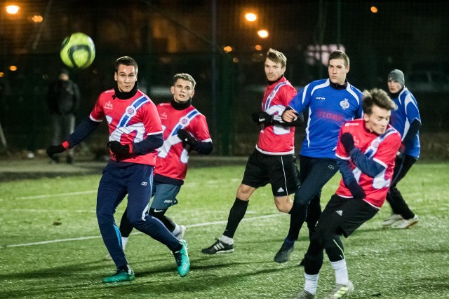 Bydgoskie zespoły Chemika Moderatora i BKS w ramach przygotowań do rundy wiosennej rozegrały sparing. Chemicy rozgromili rywali 7:0 (2:0). Gole strzelali: Wojciech Mielcarek 2, Dawid Janicki, Raul Chojnacki, Kacper Sapa, Piotr Dudzik, Jakub Szugajew.