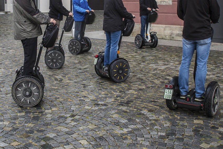 Nowa ustawa określa maksymalną dopuszczalną prędkość...