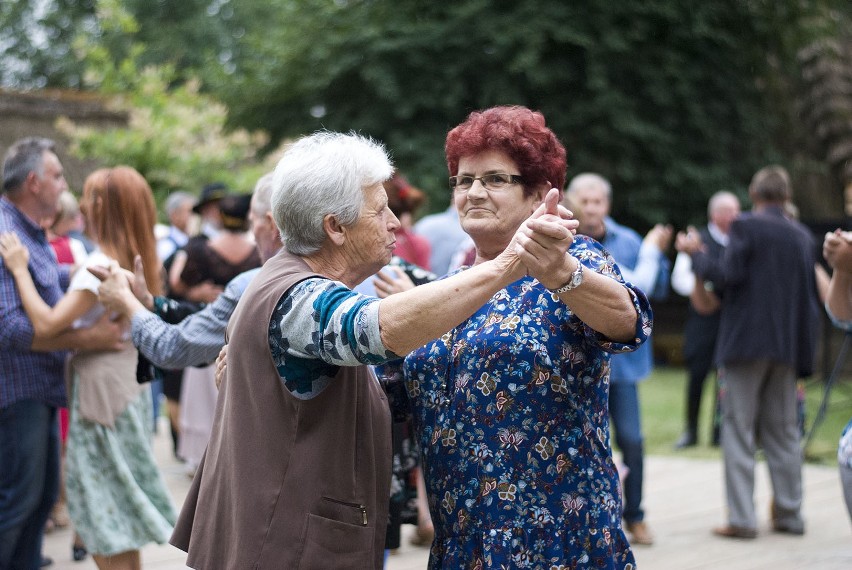 Potańcówka w lubelskim skansenie