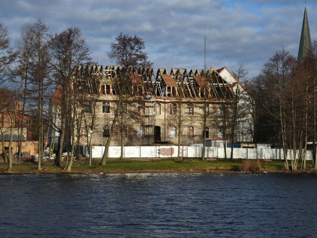 Remont szczecineckiego zamku ma kosztować 8,888 mln zł. Miasto dostało na inwestycję 4,35 mln zł unijnej dotacji. 