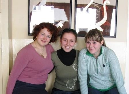 Pokochałyśmy tę szkołę- mówią Barbara Jagodzik, Katarzyna Bibułowicz i Magdalena Kuczyńska (od lewej)