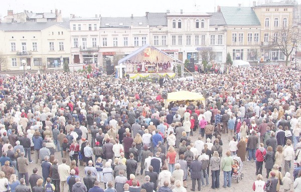 Msza na świeckim Rynku.