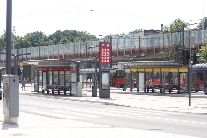 Centrum Przesiadkowe w Chorzowie gotowe! Pojawiy się także...