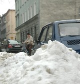 Śnieg z centrum Brzegu zostanie wywieziony