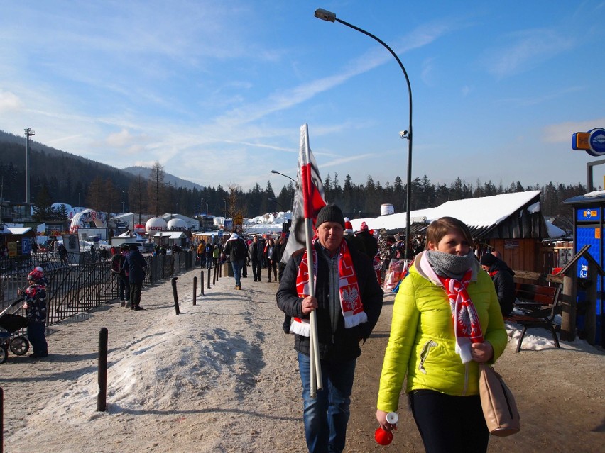 Zakopane. Kibice szykują się na skoki narciarskie [ZDJĘCIA]