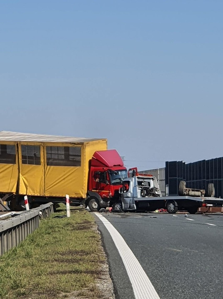 Wypadek na A4 pomiędzy węzłami Tarnów i Brzesko