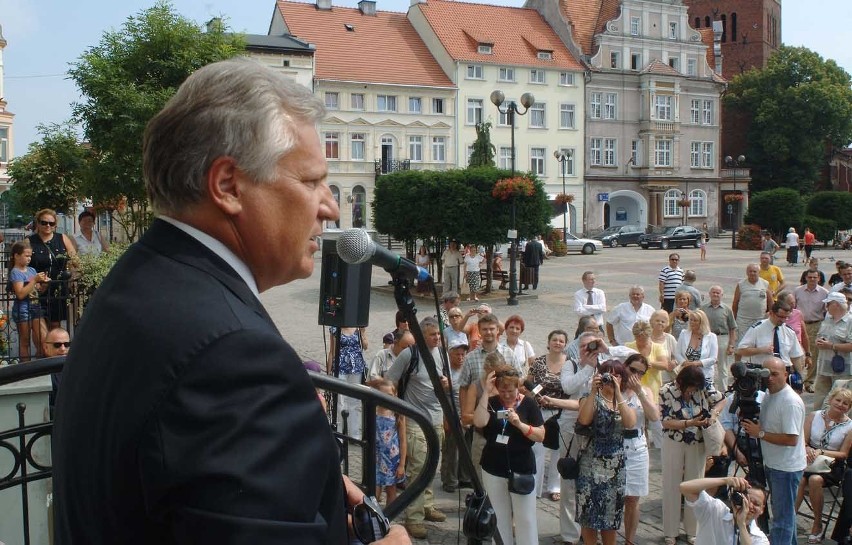 Aleksander Kwaśniewksi w Białogardzie