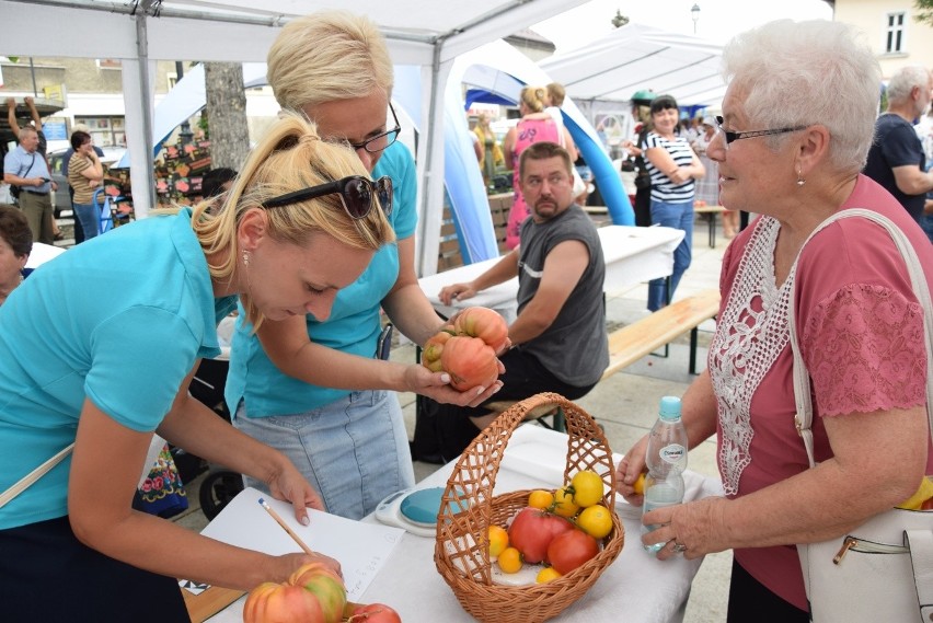 Pomidorowe święto w Krzeszowicach. Konkursy z warzywnymi okazami 