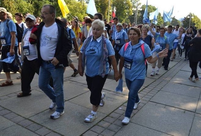 Pielgrzymi z diecezji sandomierskiej weszli w piątek na Jasną Górę