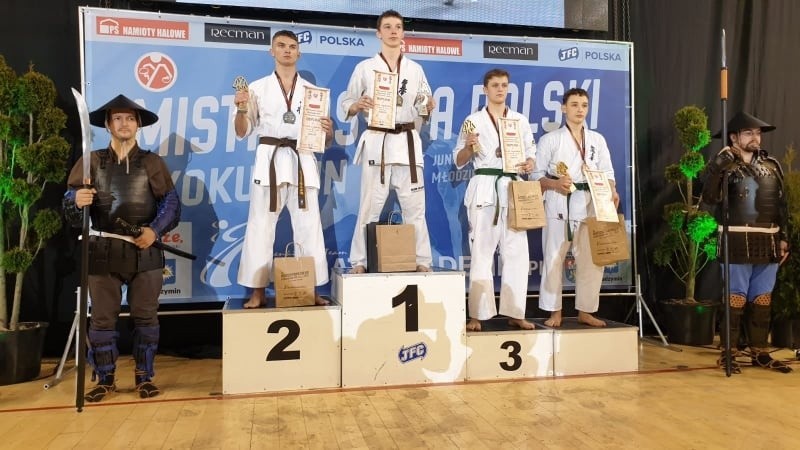 Jakub Owczarek, młody karateka z Końskich,  brązowym medalistą Mistrzostw Polski Juniorów w Radzyminie 