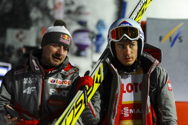 Adam Małysz (z lewej) i Kamil Stoch