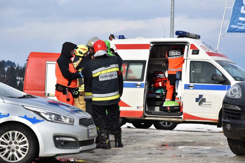 Wypadek w Bukowinie Tatrzańskiej. Spadający dach zabił dwie...