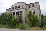 Opuszczony pałacyk na ulicy Przemysłowej w Kościerzynie - dziś mocno zrujnowany, a dawniej piękny | ZDJĘCIA