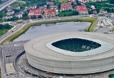 Wrocławskie Inwestycje chcą pół miliona za zniszczony chodnik przy stadionie