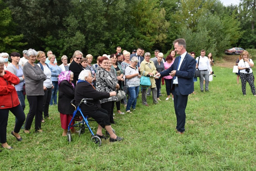 Most na Narwi połączy gminy Rzewnie (pow. makowski) i Rząśnik (pow. wyszkowski). 19.08.2020 podpisano list intencyjny w sprawie budowy