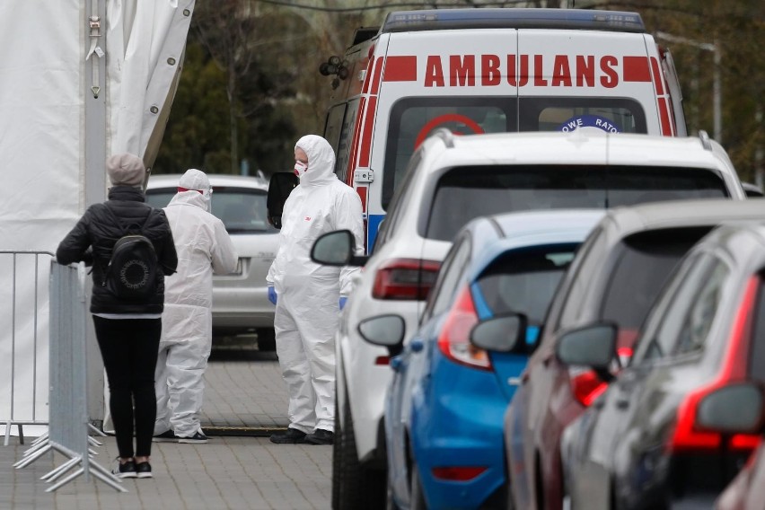 Pracownicy na obowiązkowej kwarantannie mają te same prawa,...