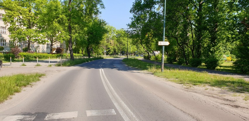 Obecnie trwa remont ostatniego odcinka ulicy Ostrogórskiej w...