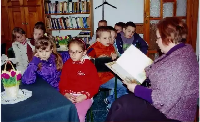 Biblioteka była dla mieszkańców nie tylko miejscem wypożyczania książek