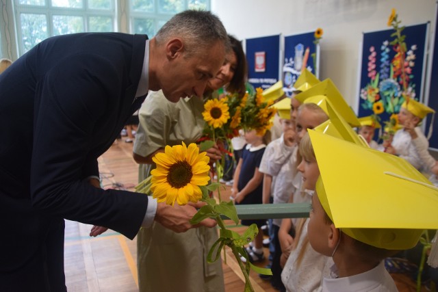 SP 21 w Tychach. Inauguracja roku szkolnego 2019/20