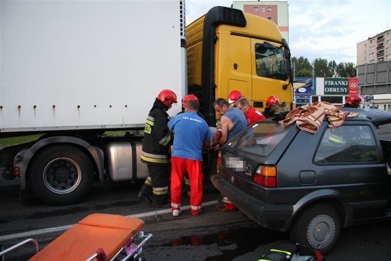 Opole: Wypadek na skrzyzowaniu Hallera/Niemodlinskiej na...