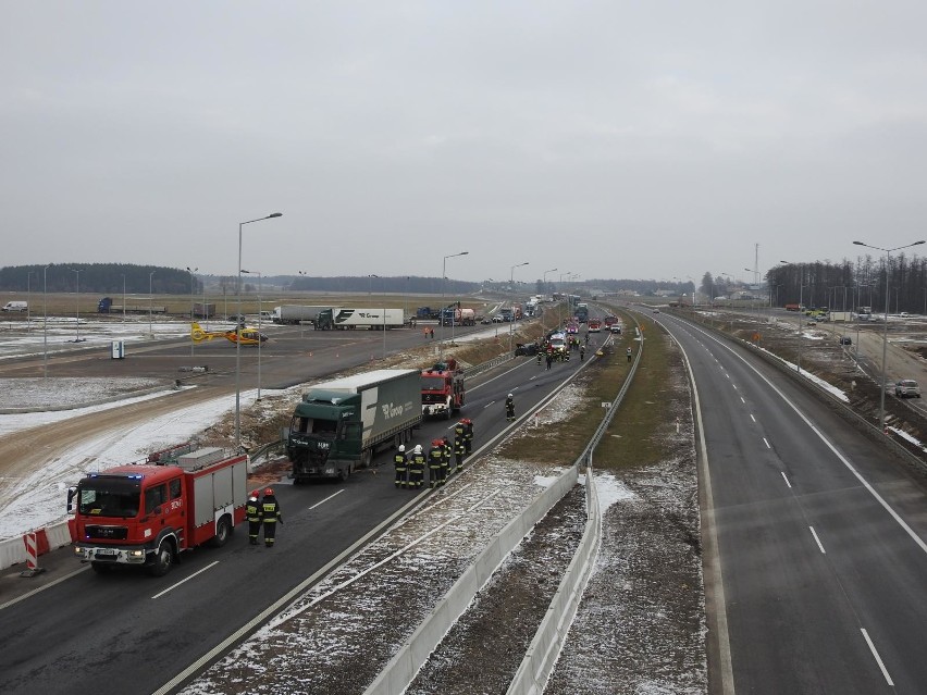 Wypadek śmiertelny na S8 w m. Stare Krzewo. Dwóch kierowców...