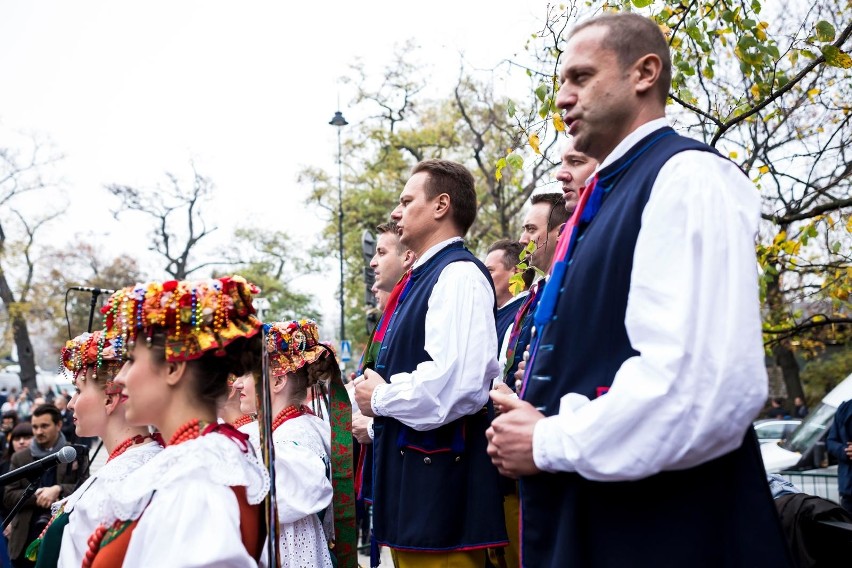 W Warszawie odsłonięto pomnik Wojciecha Korfantego. W...